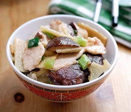 Polędwica wieprzowa grzybami 